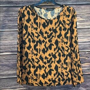 SHEIN Black and orange Animal Print Top